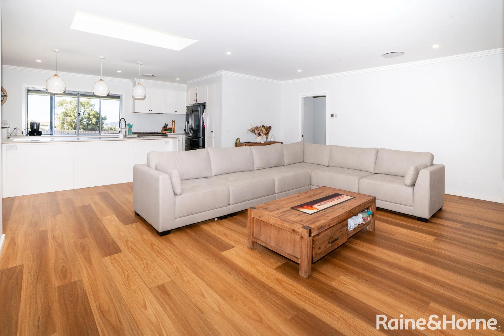 Additional image 2 of 111 Coppabella Drive, Gobbagombalin NSW 2650