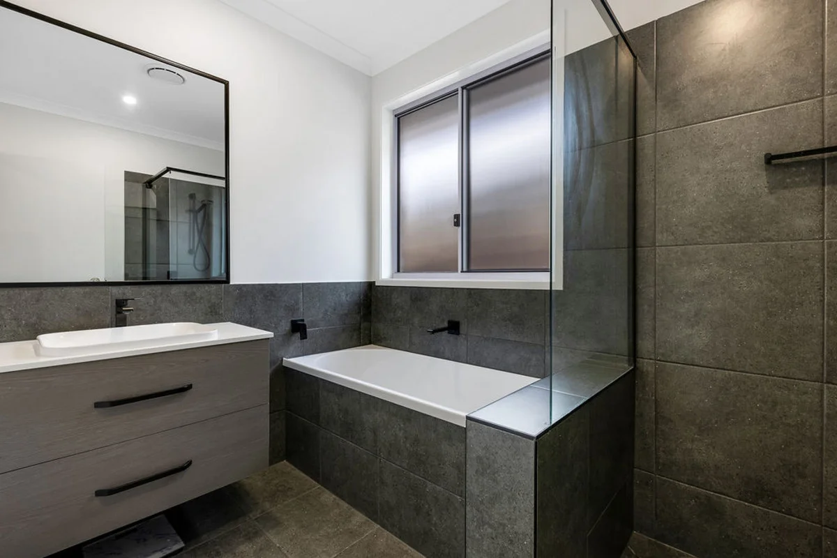Additional image 10 of 31 Tamborine Crescent, Banya QLD 4551