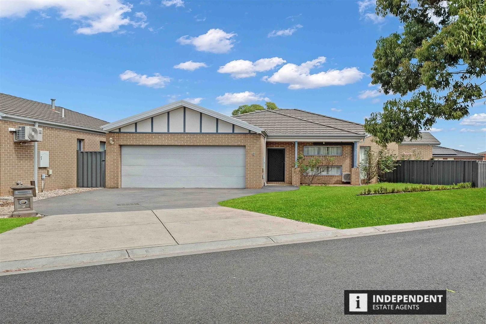 2 Citreus Circuit, Brookfield VIC 3338