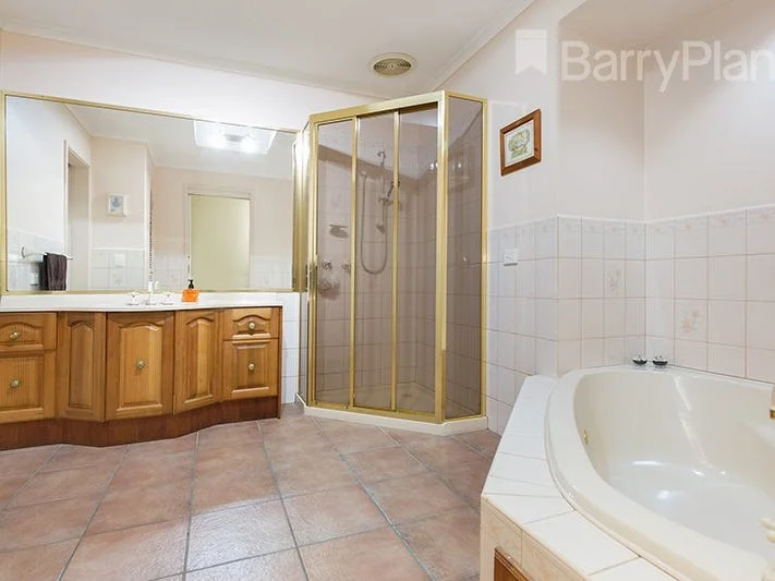Additional image 10 of 5 Barrington Close, Keysborough VIC 3173