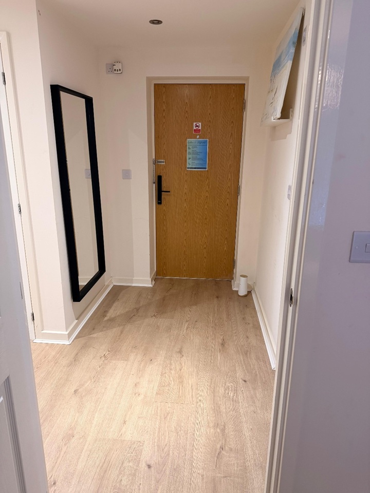 2 Bed Flat, Frank Wright Close, S2, N1 7GU photo 5