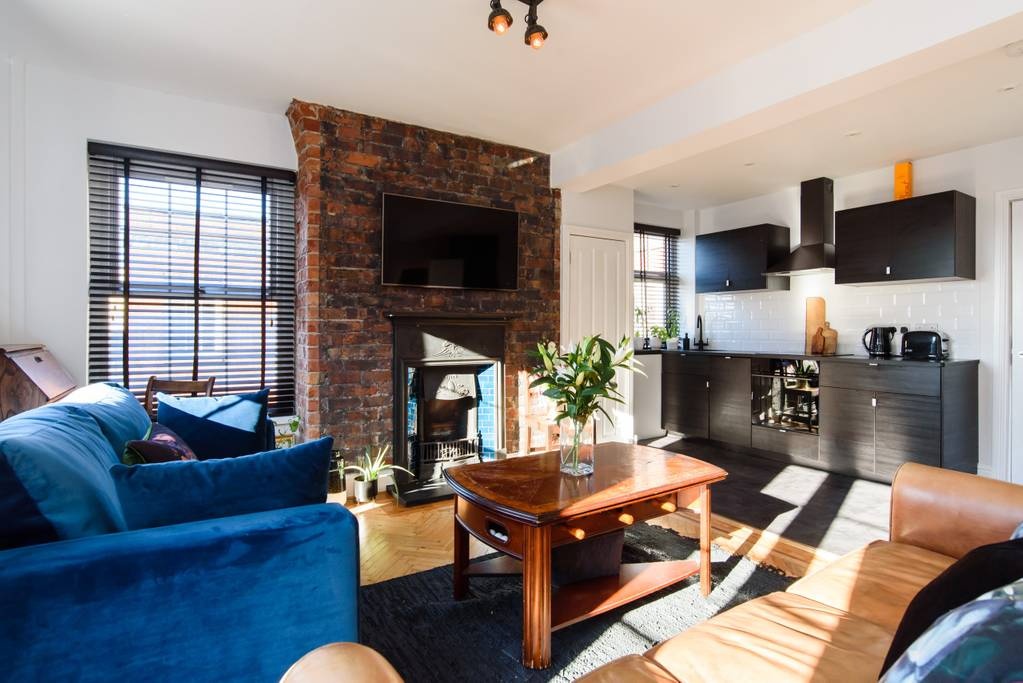 Additional image 2 of 2 Bed Flat, Windsor House, CF10, N1 7GU
