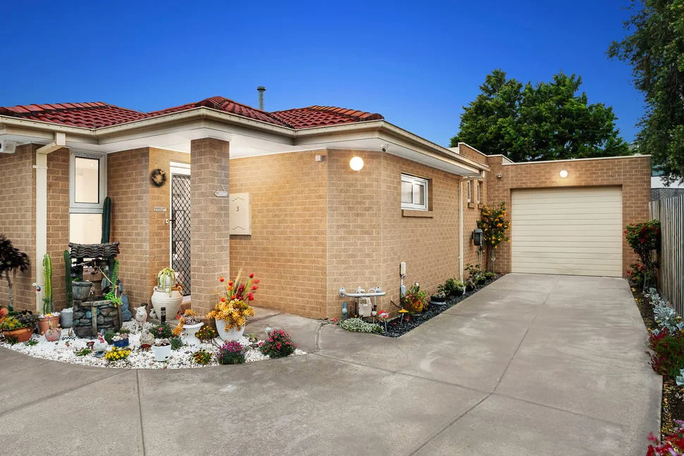 3/9 The Birches, Doveton VIC 3177