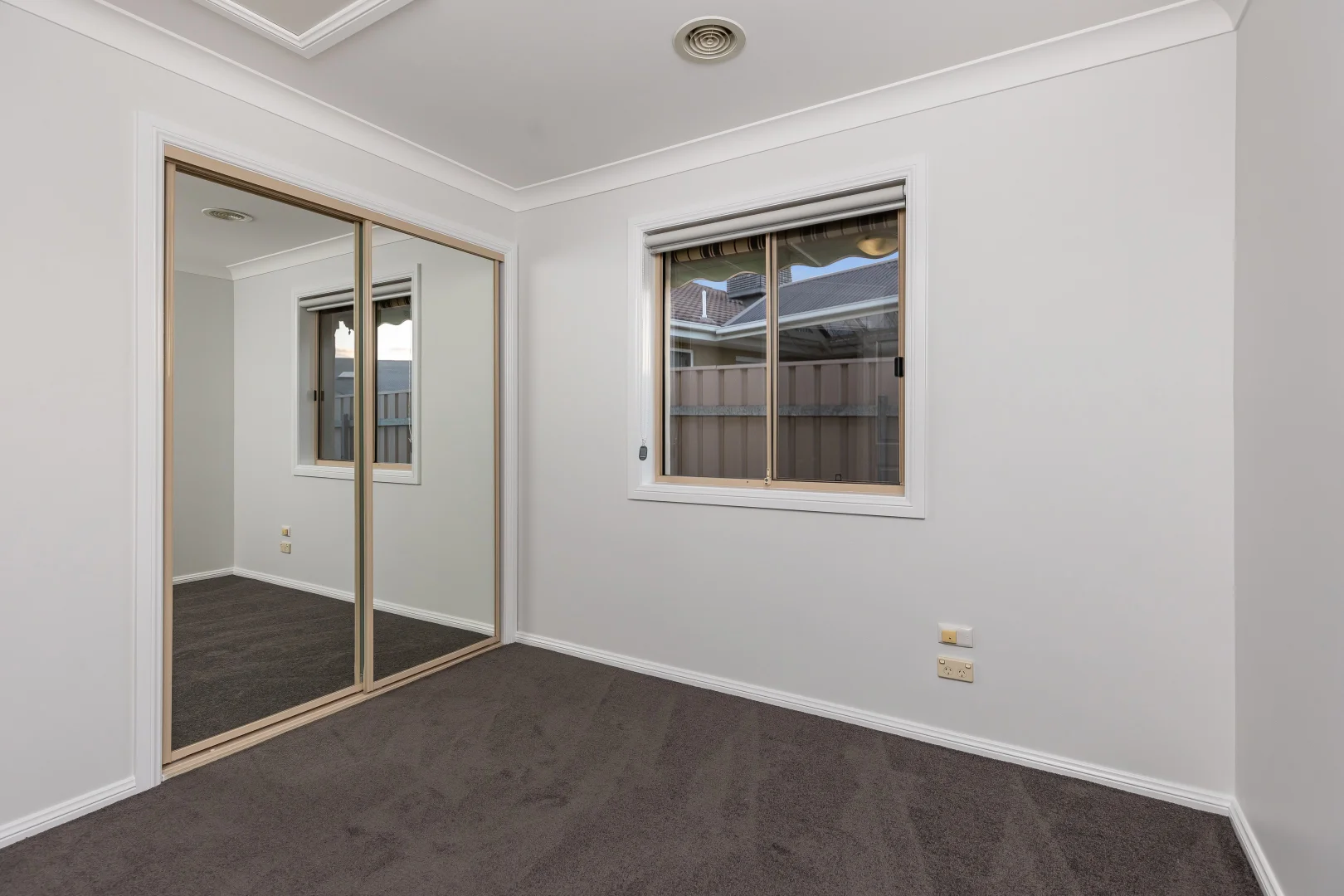 Additional image 2 of 95 Yentoo Drive, Glenfield Park NSW 2650