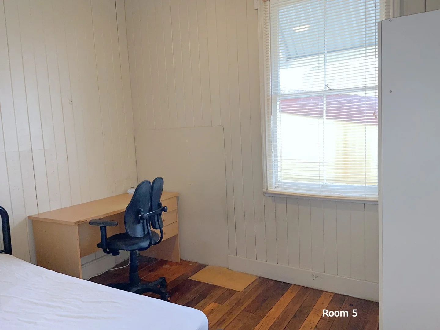 Room/20 Beaconsfield Street, Highgate Hill QLD 4101