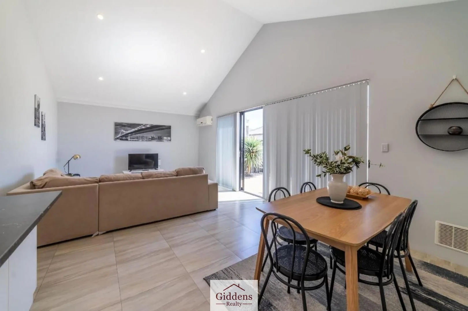 Additional image 3 of 16 Flecker Promenade, Aveley WA 6069
