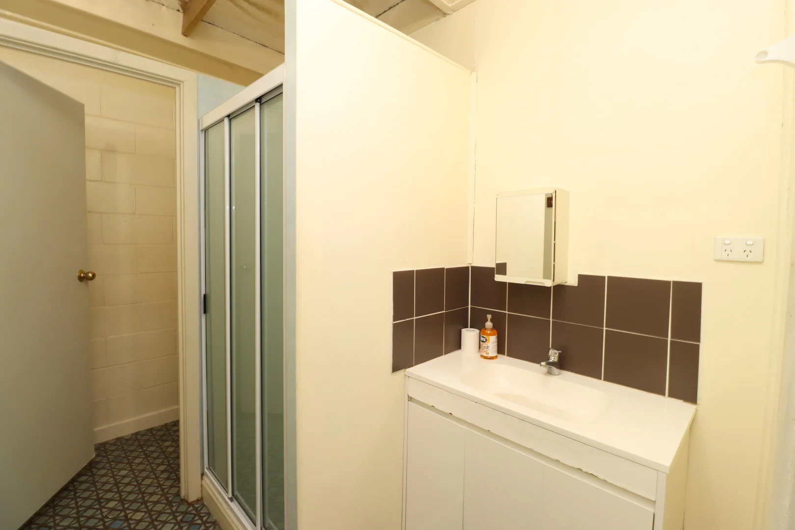 Additional image 5 of Unit 4/83 Trainor Street, Mount Isa QLD 4825
