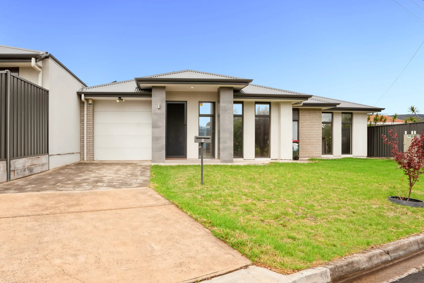 9 Almond Avenue, Dernancourt SA 5075