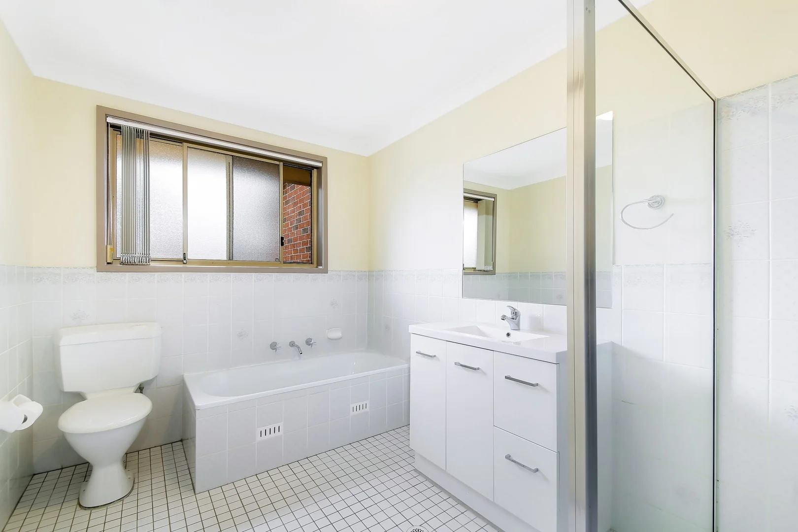 Additional image 5 of 1/22 Somerville Road, Hornsby Heights NSW 2077