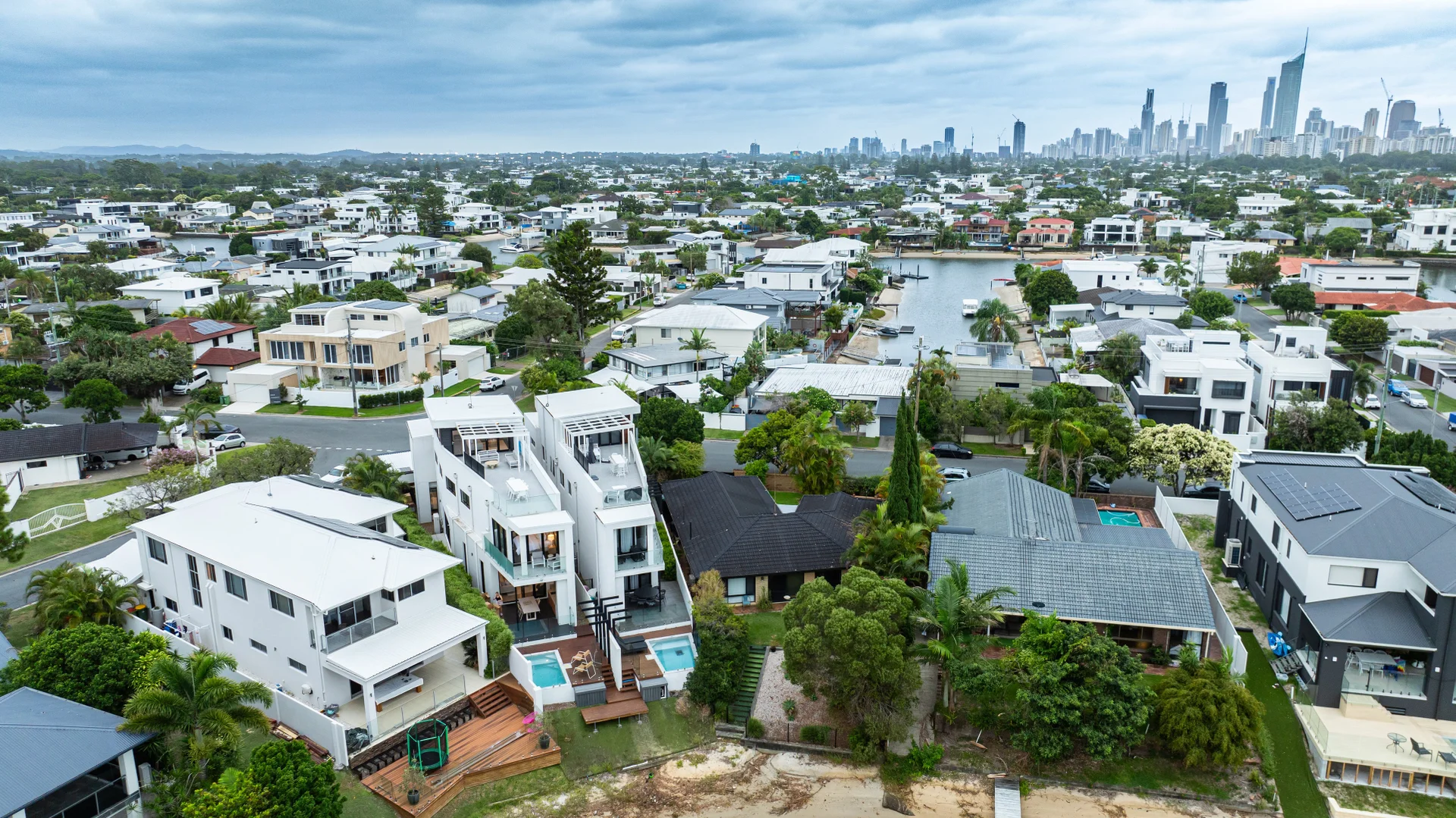 Additional image 46 of 38B Merrimac Boulevard, Broadbeach Waters QLD 4218