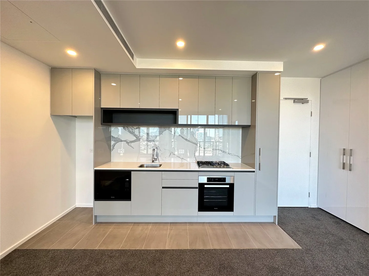 Additional image 4 of 1004/408 Spencer Street, West Melbourne VIC 3003