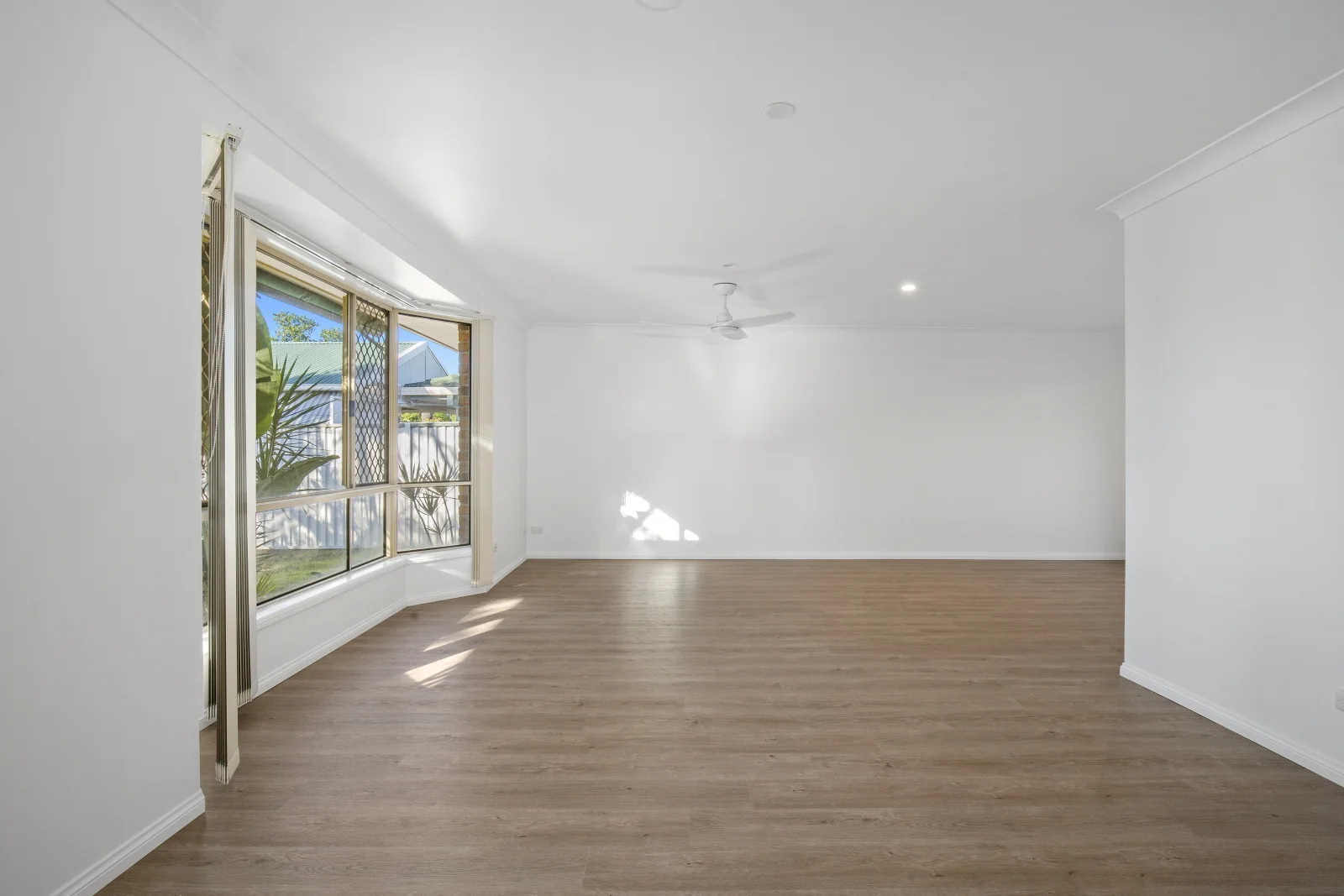 Additional image 3 of 90 Mountain View Avenue, Burleigh Waters QLD 4220