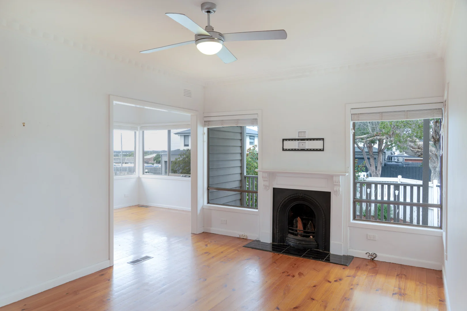 2 Allitt Avenue, Belmont VIC 3216 photo 2