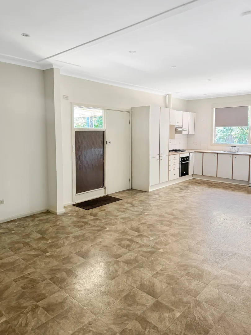 Additional image 3 of 3 Judith Avenue, Seven Hills NSW 2147