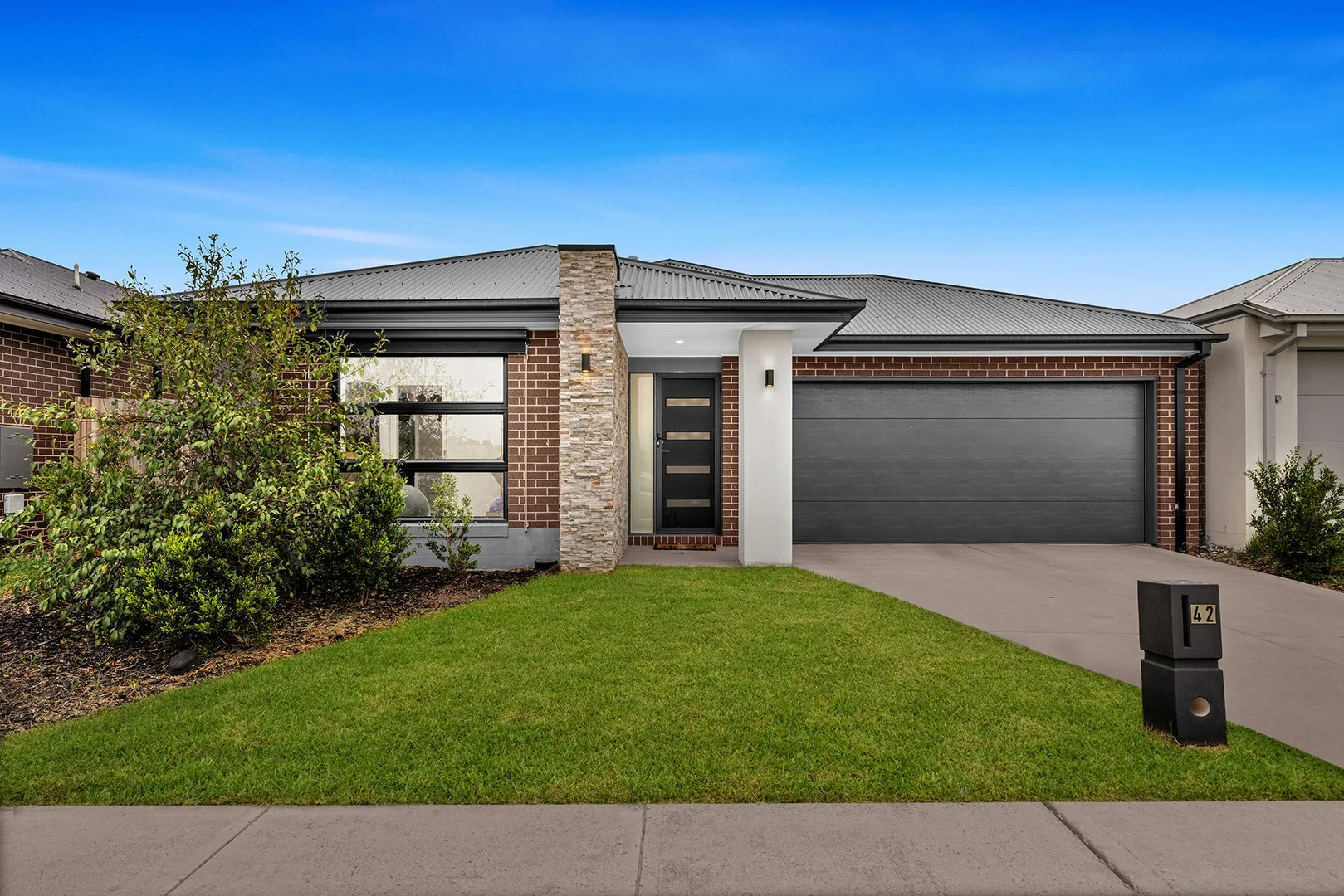 42 Artemis Drive, Cranbourne East VIC 3977