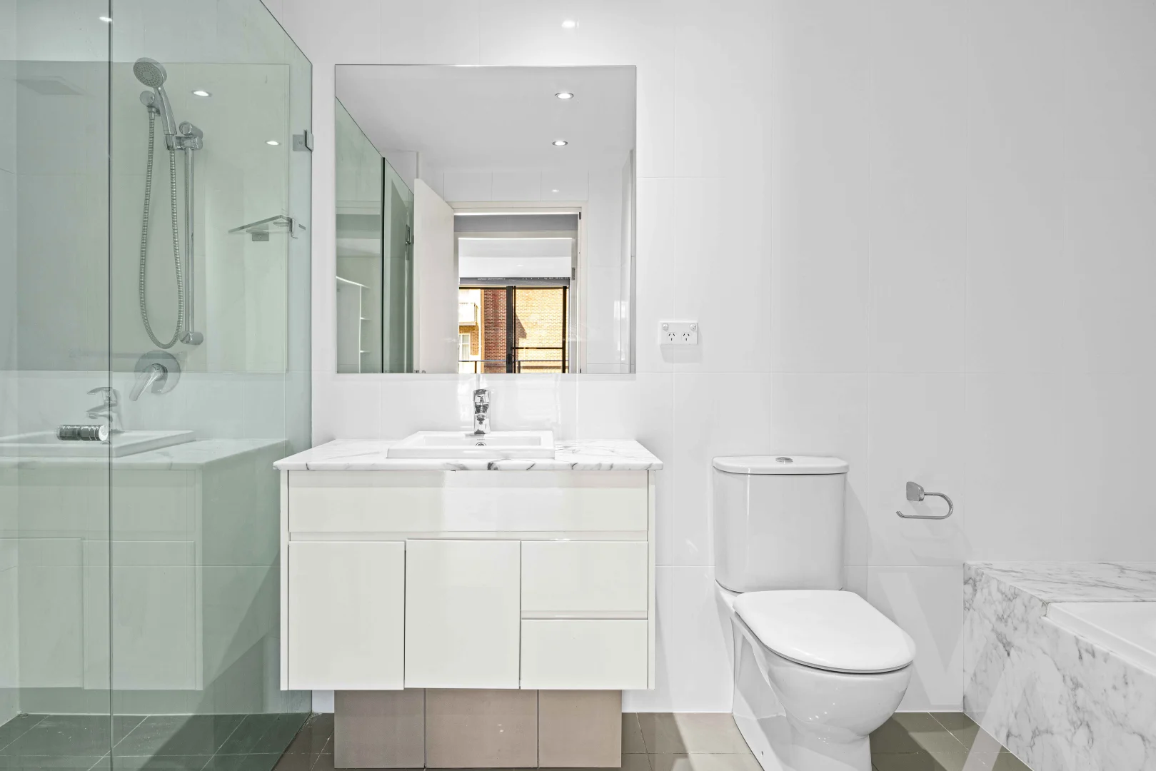Additional image 9 of 412/335 Wharf Road, Newcastle NSW 2300