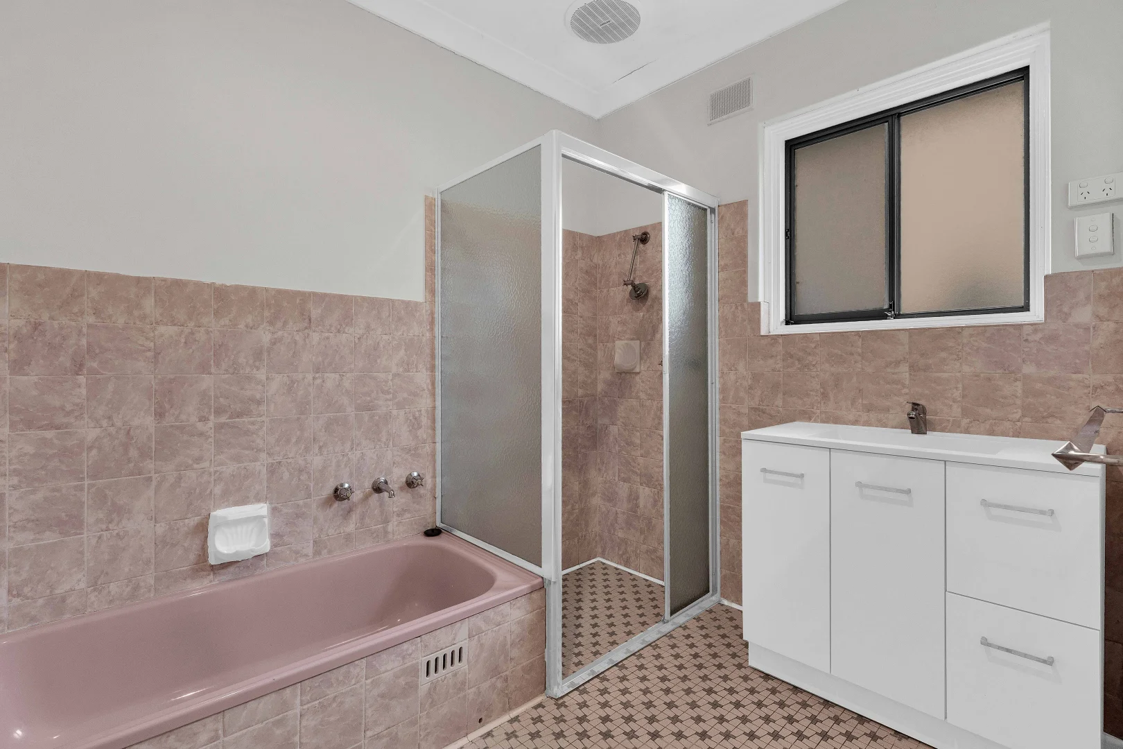 Additional image 12 of 91 Eyre Crescent, Valley View SA 5093
