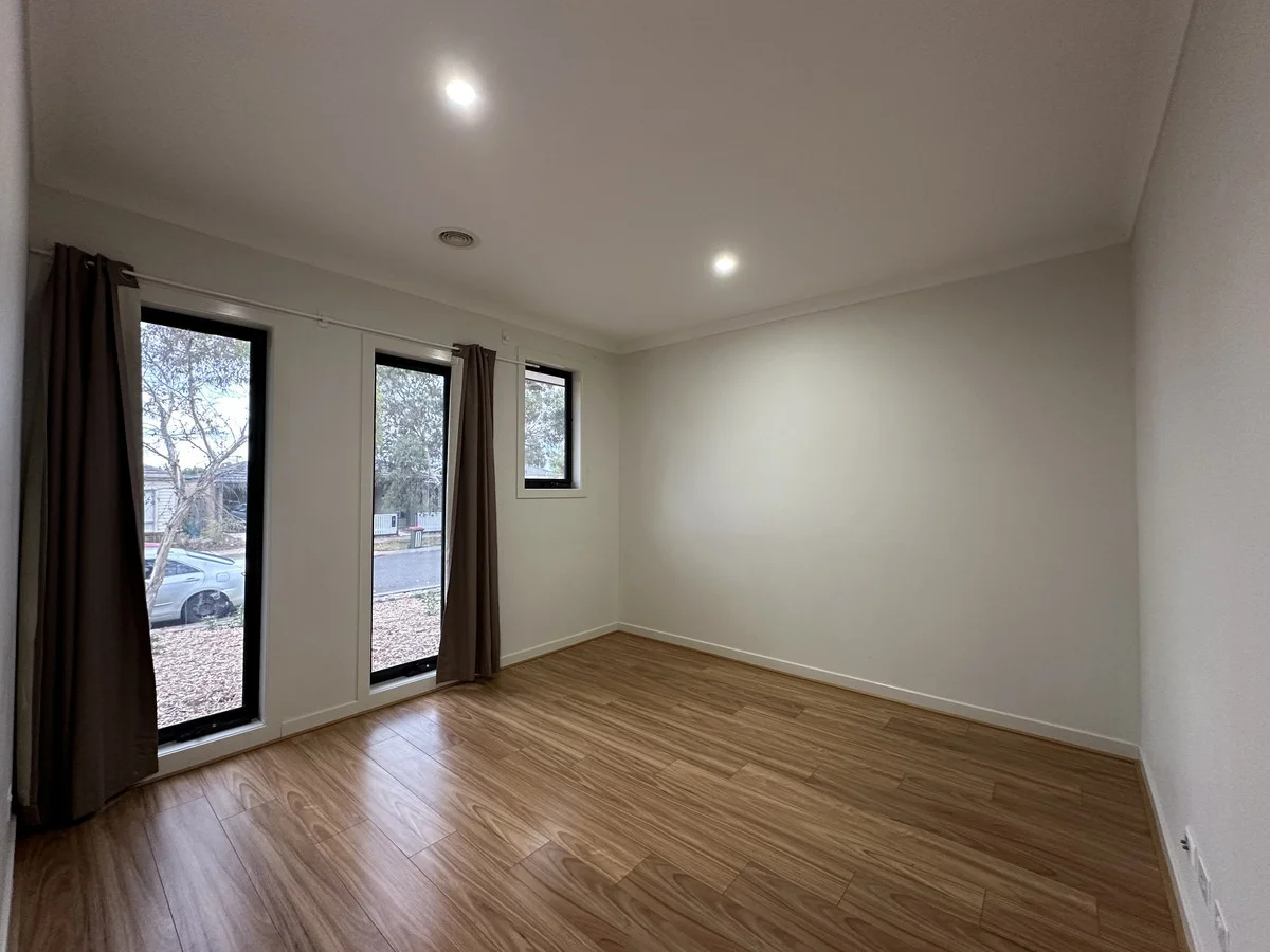 10 Caspar Place, Maddingley VIC 3340 photo 2