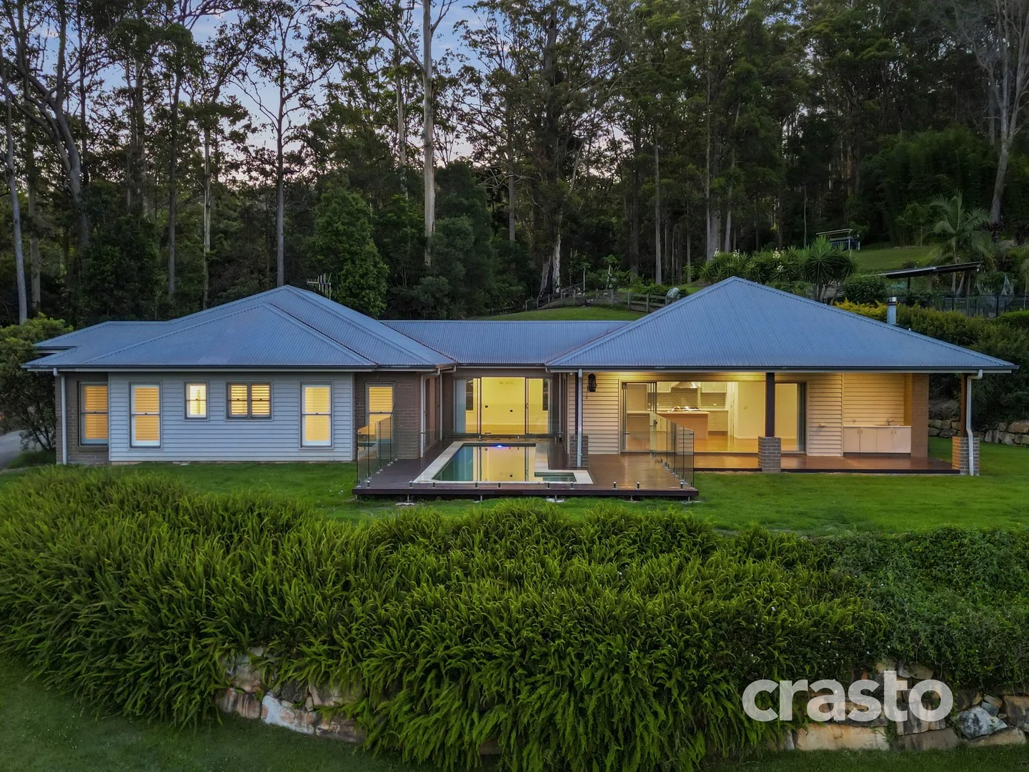 25 Friarbird Crescent, Bonogin QLD 4213