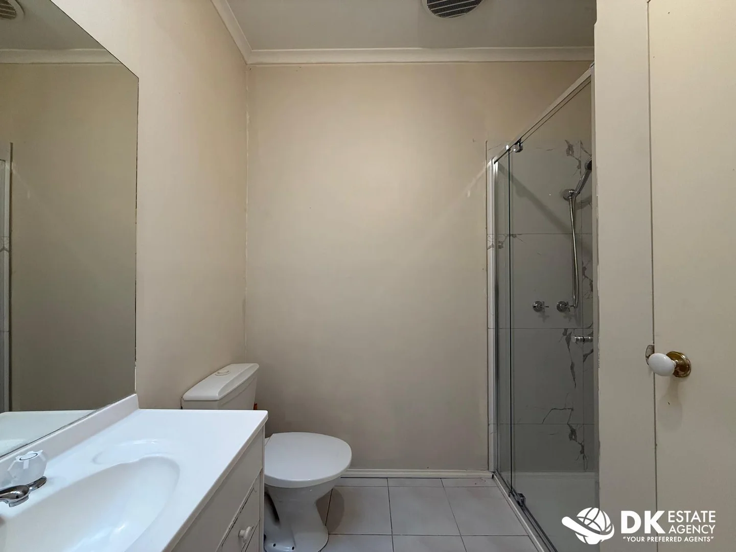 Additional image 11 of 1/4 Camphora Place St, St Albans VIC 3021