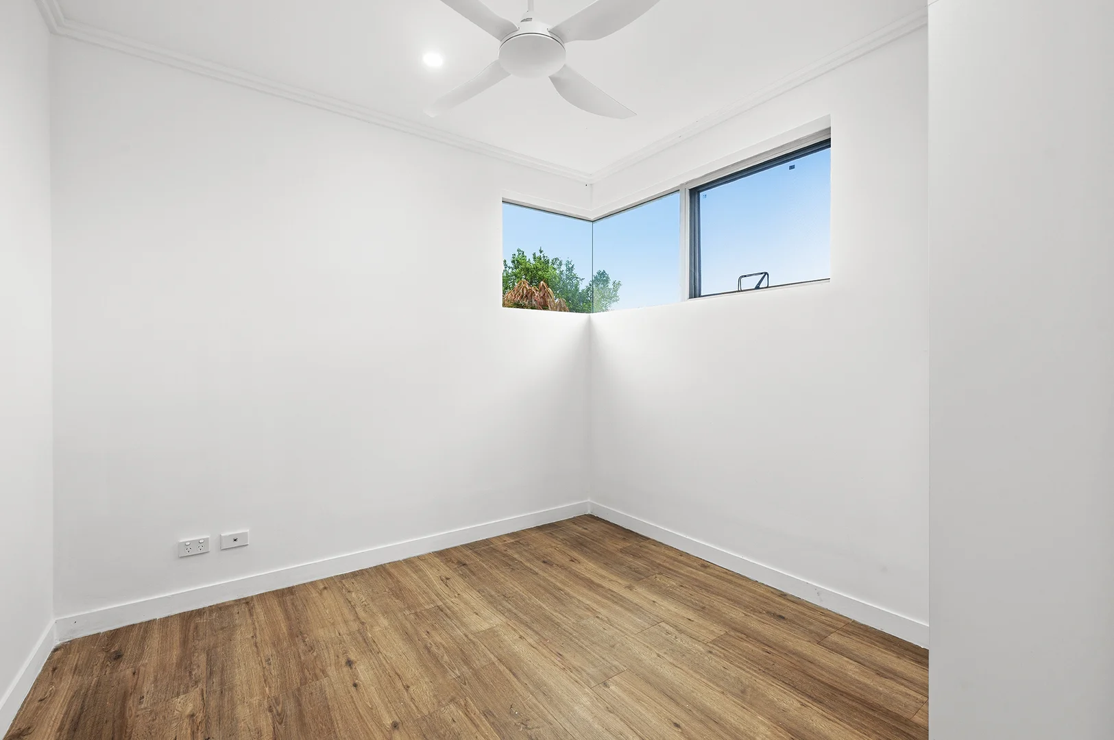 Additional image 7 of 10/6 Miami Key, Broadbeach Waters QLD 4218