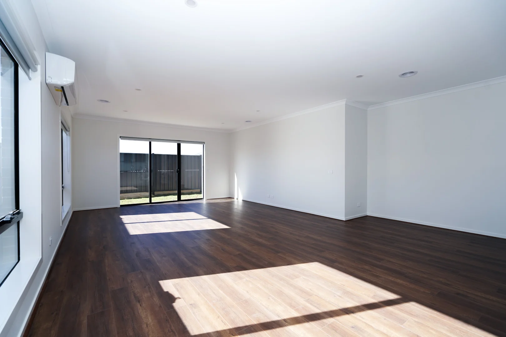 Additional image 8 of 54 Follett Boulevard, Clyde VIC 3978