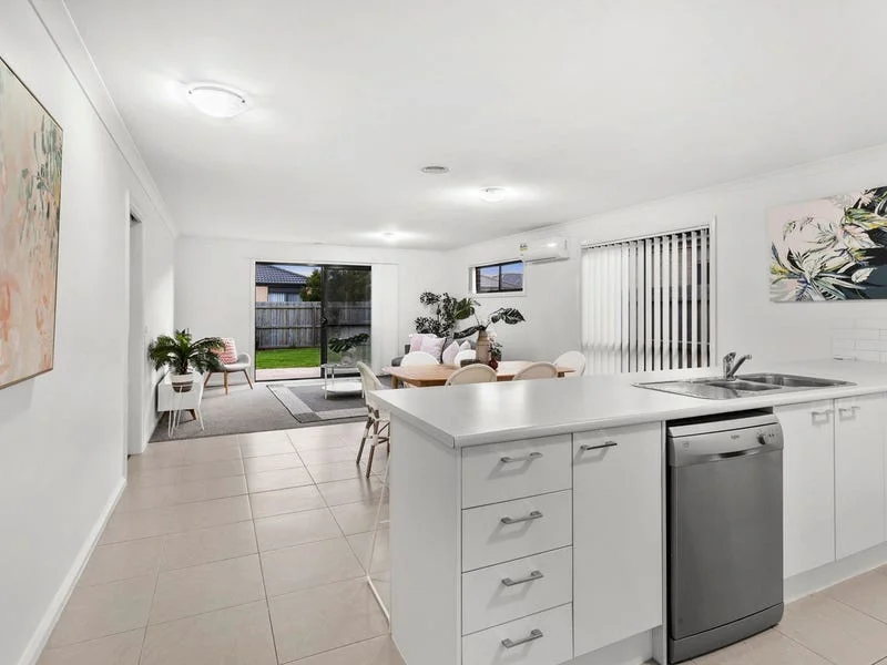 Additional image 2 of 34 Sanderling Avenue, Armstrong Creek VIC 3217