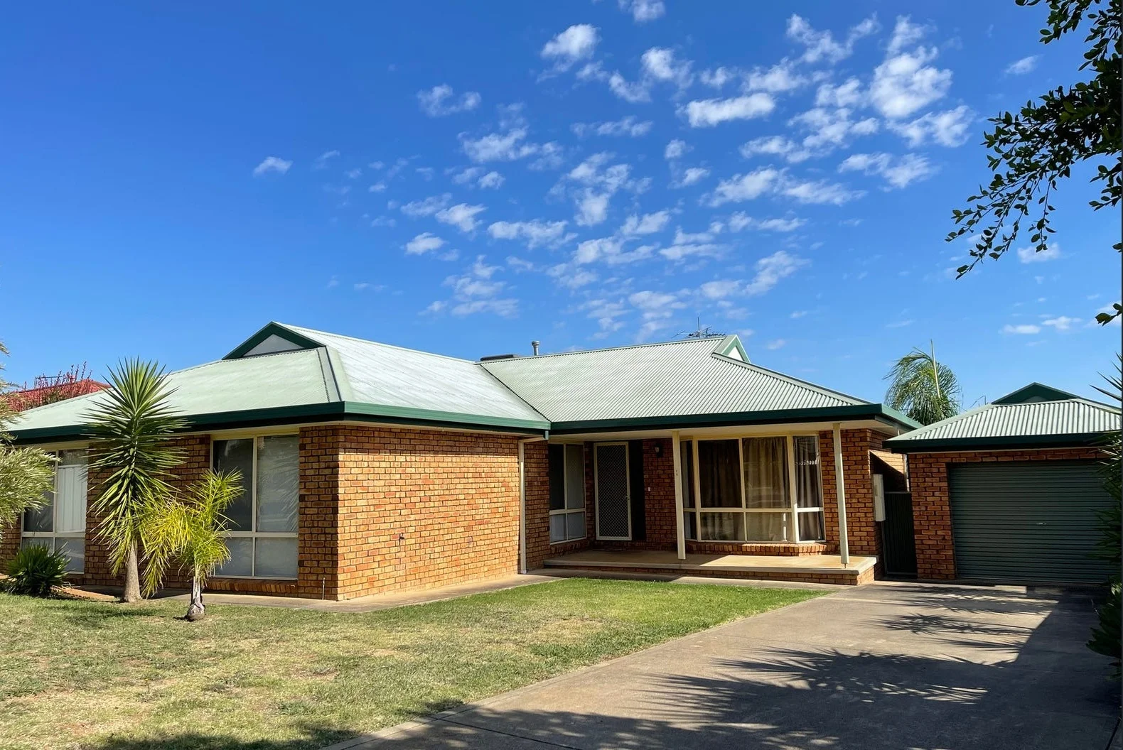 1 Teal Court, West Wodonga VIC 3690