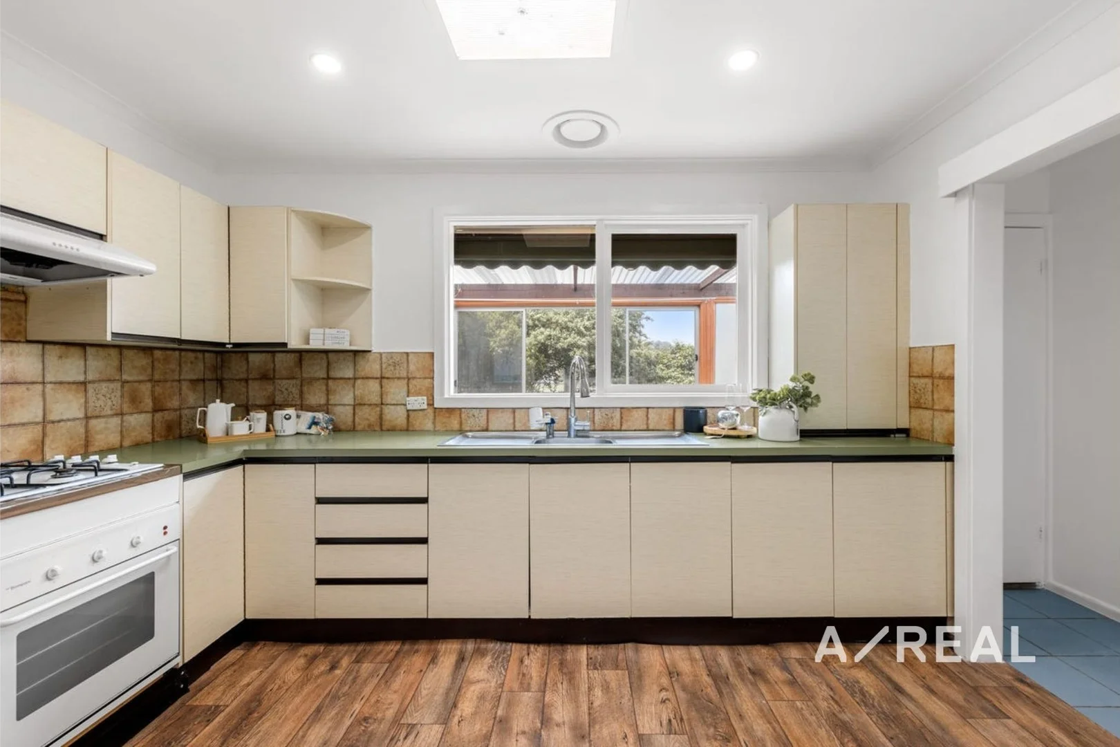 Additional image 5 of 6 William Road, Croydon VIC 3136