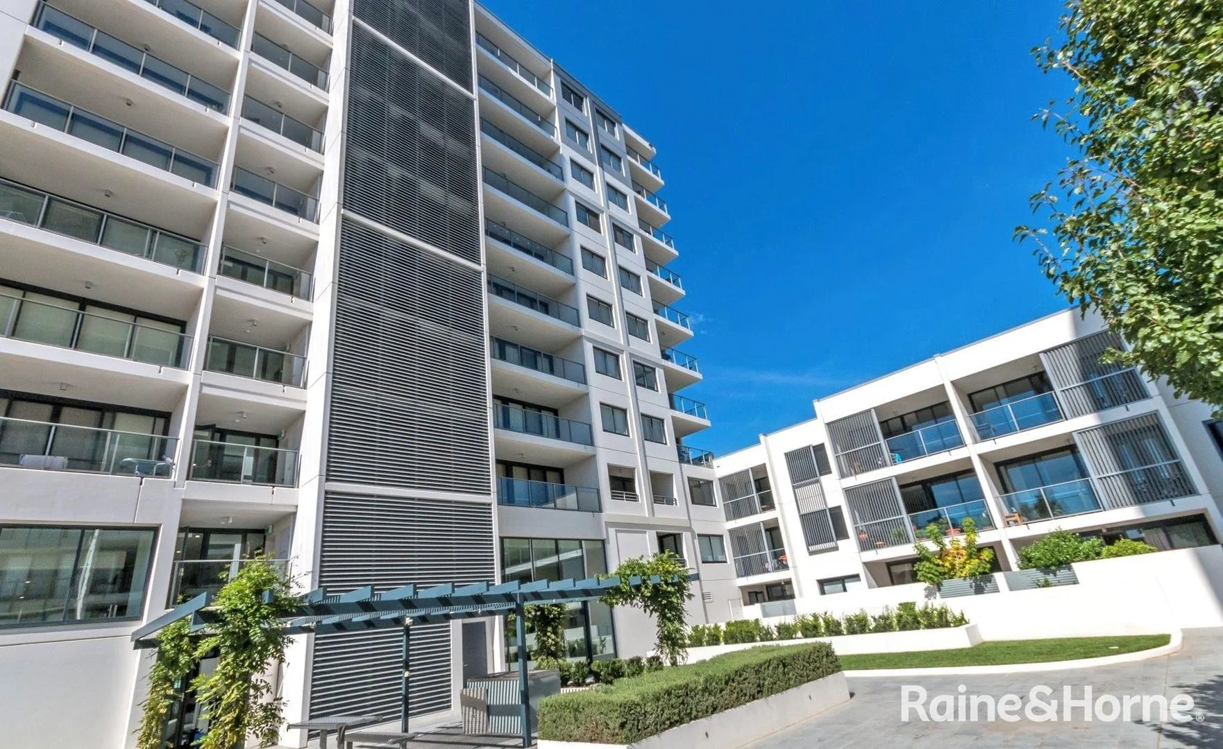 221/1 Mouat Street, Lyneham ACT 2602