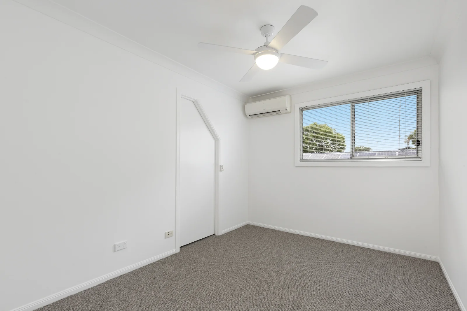 Additional image 12 of 100 Ashmore Road, Bundall QLD 4217
