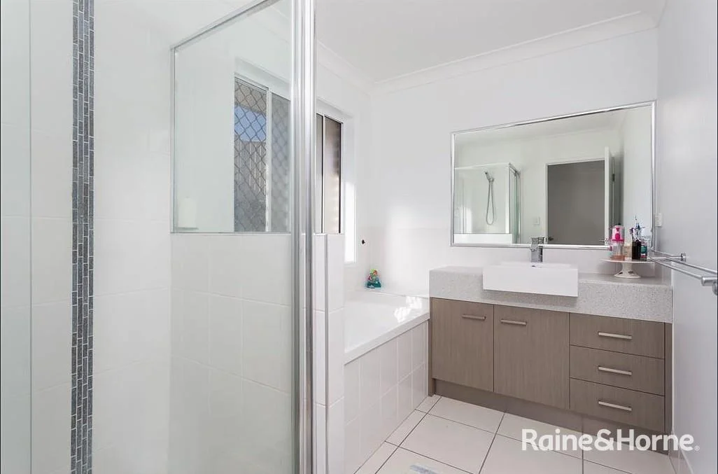 Additional image 5 of 21 Lancaster Circuit, Redland Bay QLD 4165