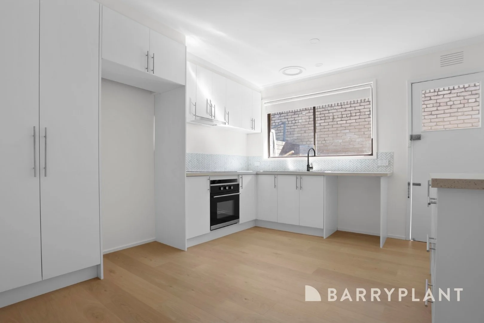 Additional image 2 of 2/83 Bernard St, Cheltenham VIC 3192