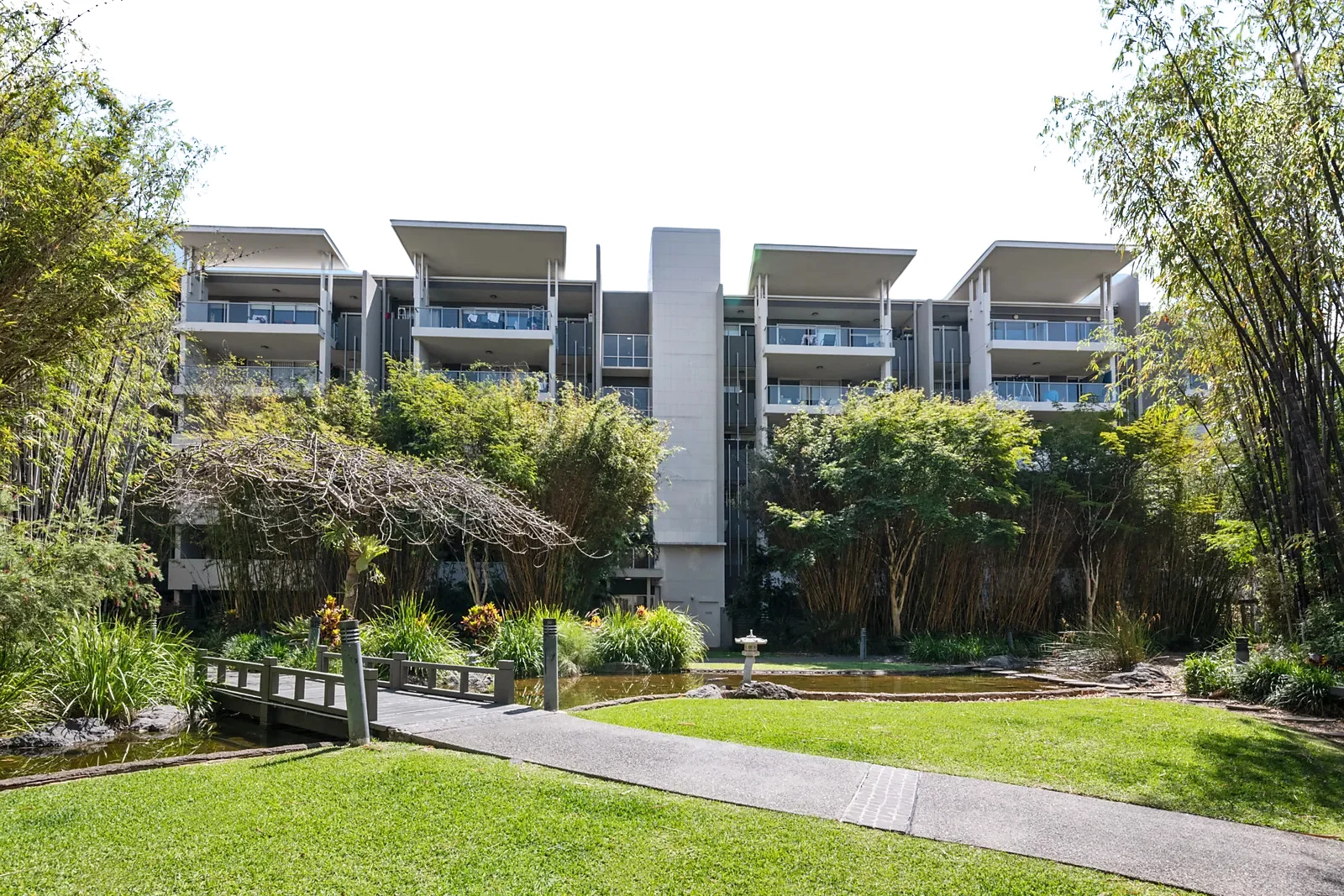 2201/141 Campbell Street, Bowen Hills QLD 4006