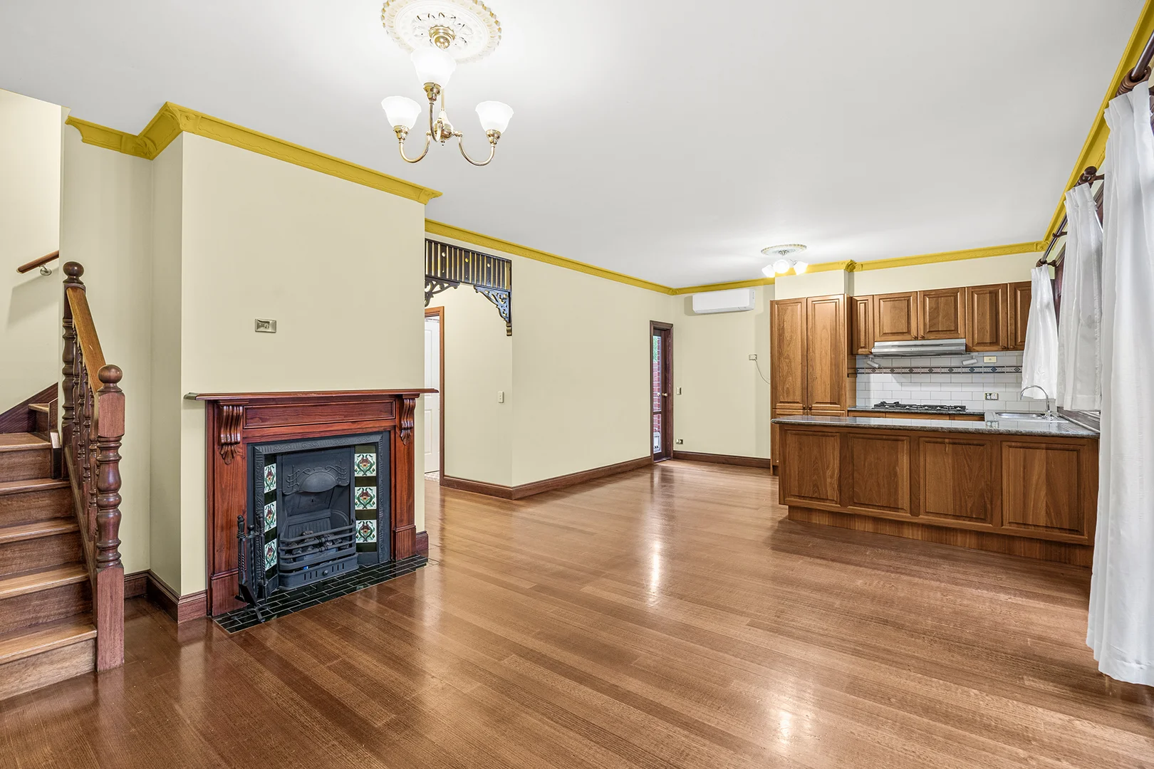 15 Bothwell Street, Balaclava VIC 3183 photo 2