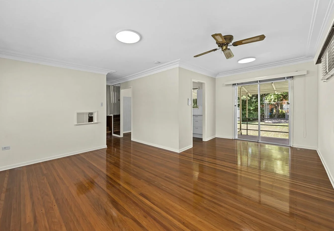 4 Balloch Street, Wishart QLD 4122