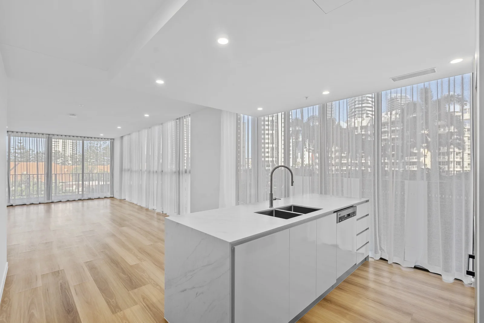 Additional image 3 of 7/8 Jubilee Avenue, Broadbeach QLD 4218