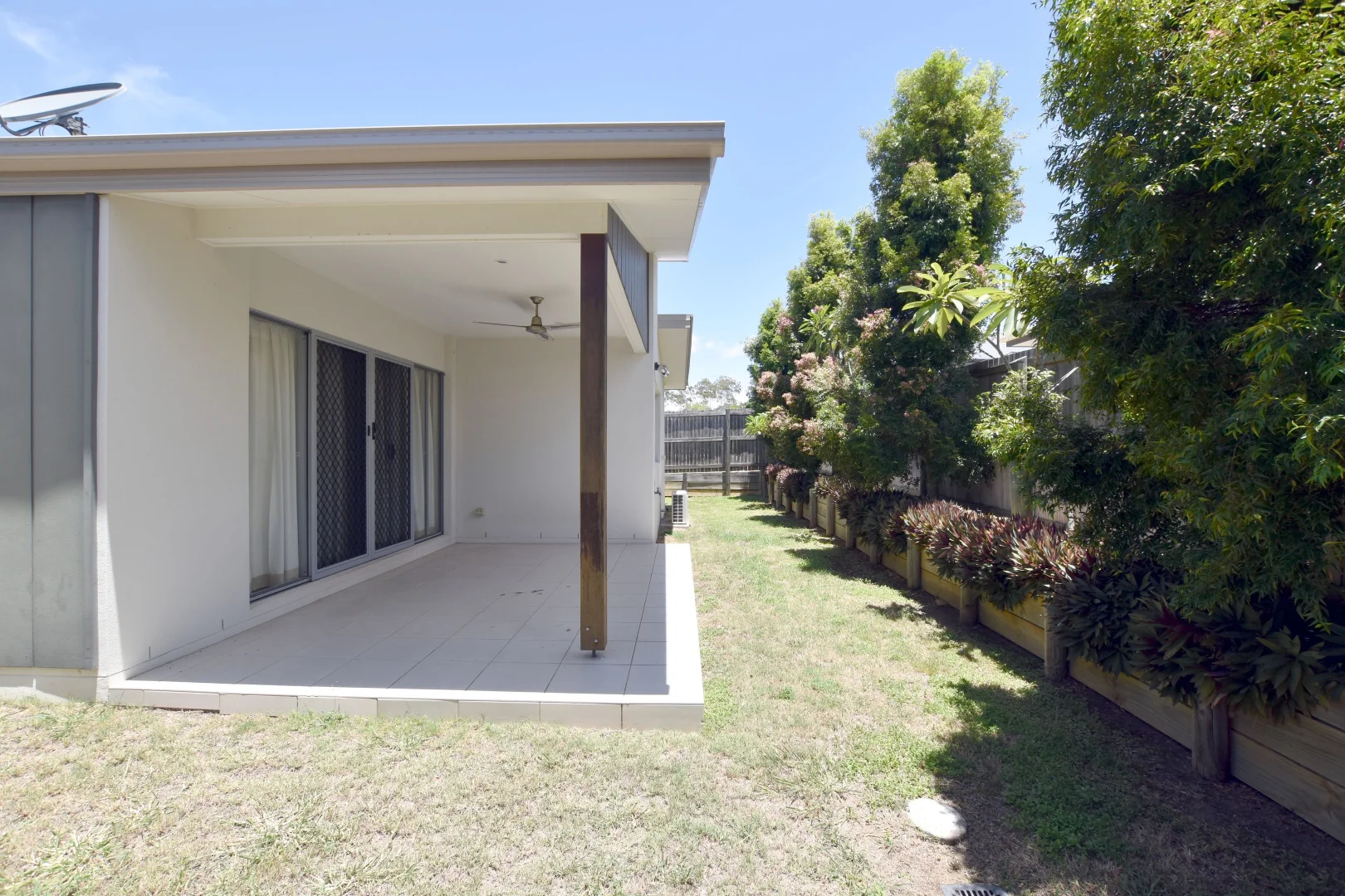 Additional image 14 of 9 Iris Road, Kirkwood QLD 4680