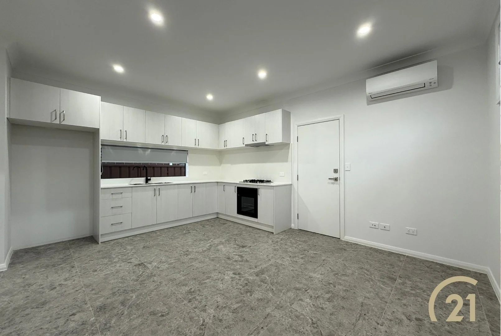 3a Siandra Avenue, Fairfield NSW 2165