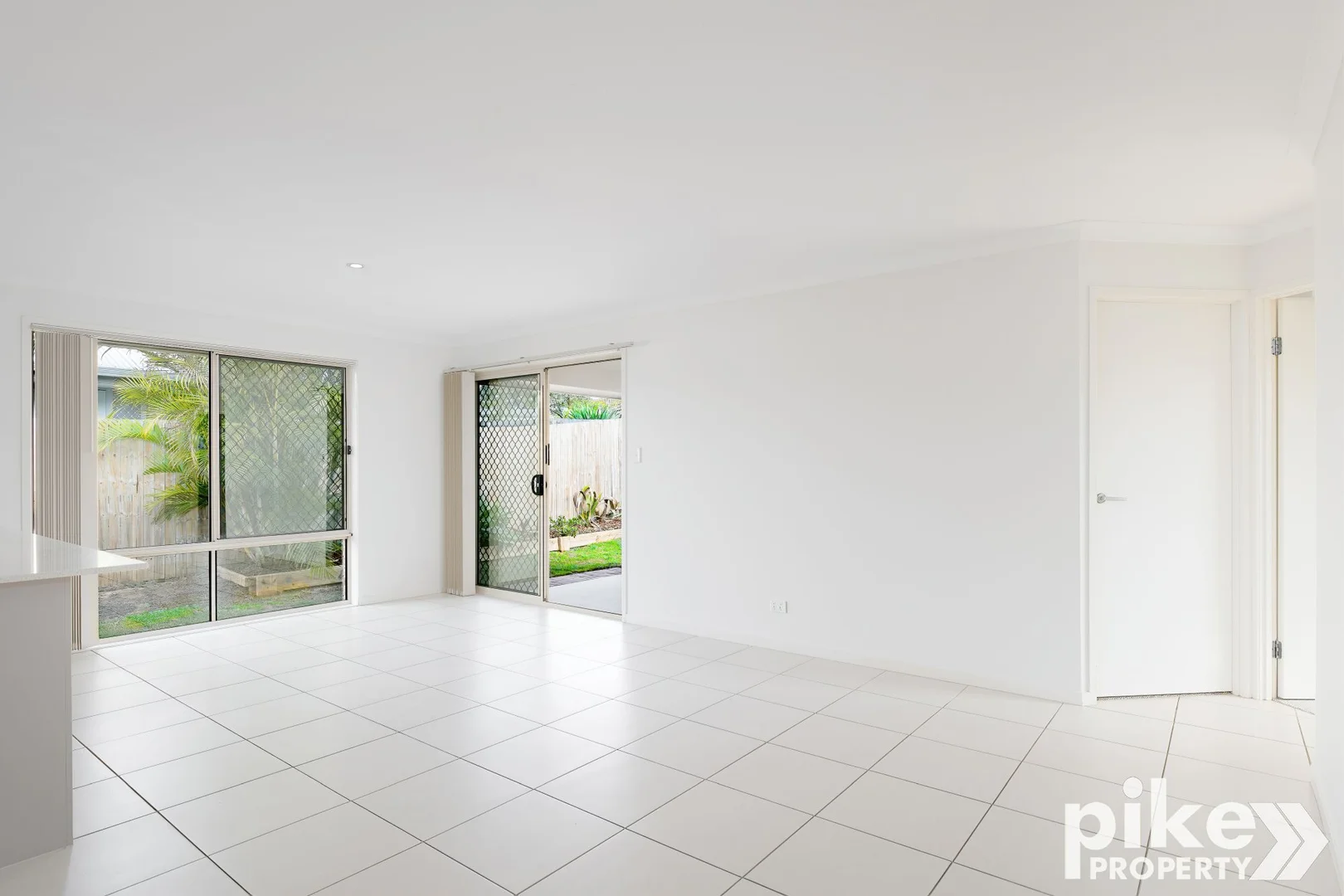 9 Allyra Drive, Morayfield QLD 4506 photo 4