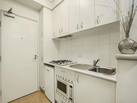 Additional image 3 of 5803/570 Lygon Street, Carlton VIC 3053