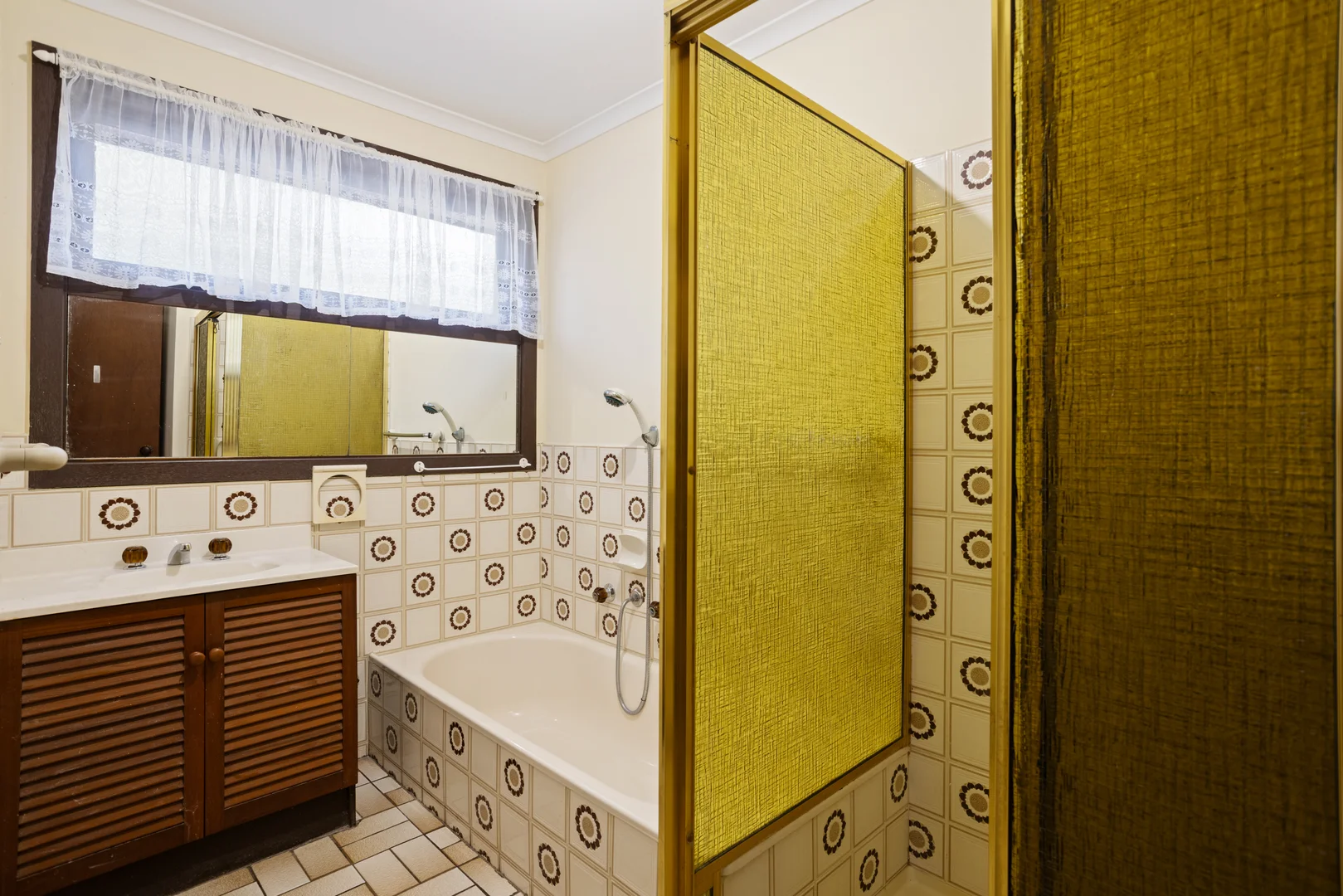 386 Eastbourne Rd, Rosebud VIC 3939 photo 5