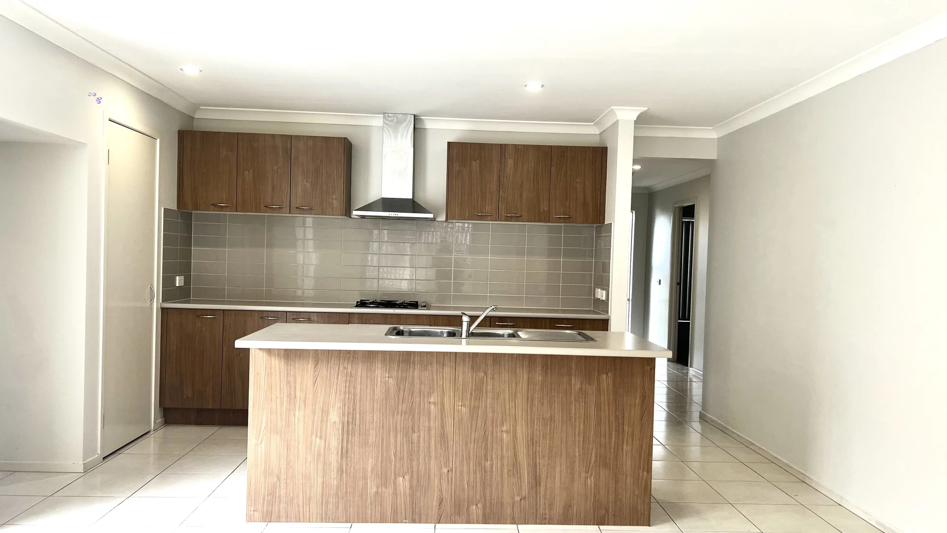 Additional image 3 of 31 Hatfield Place, Deer Park VIC 3023