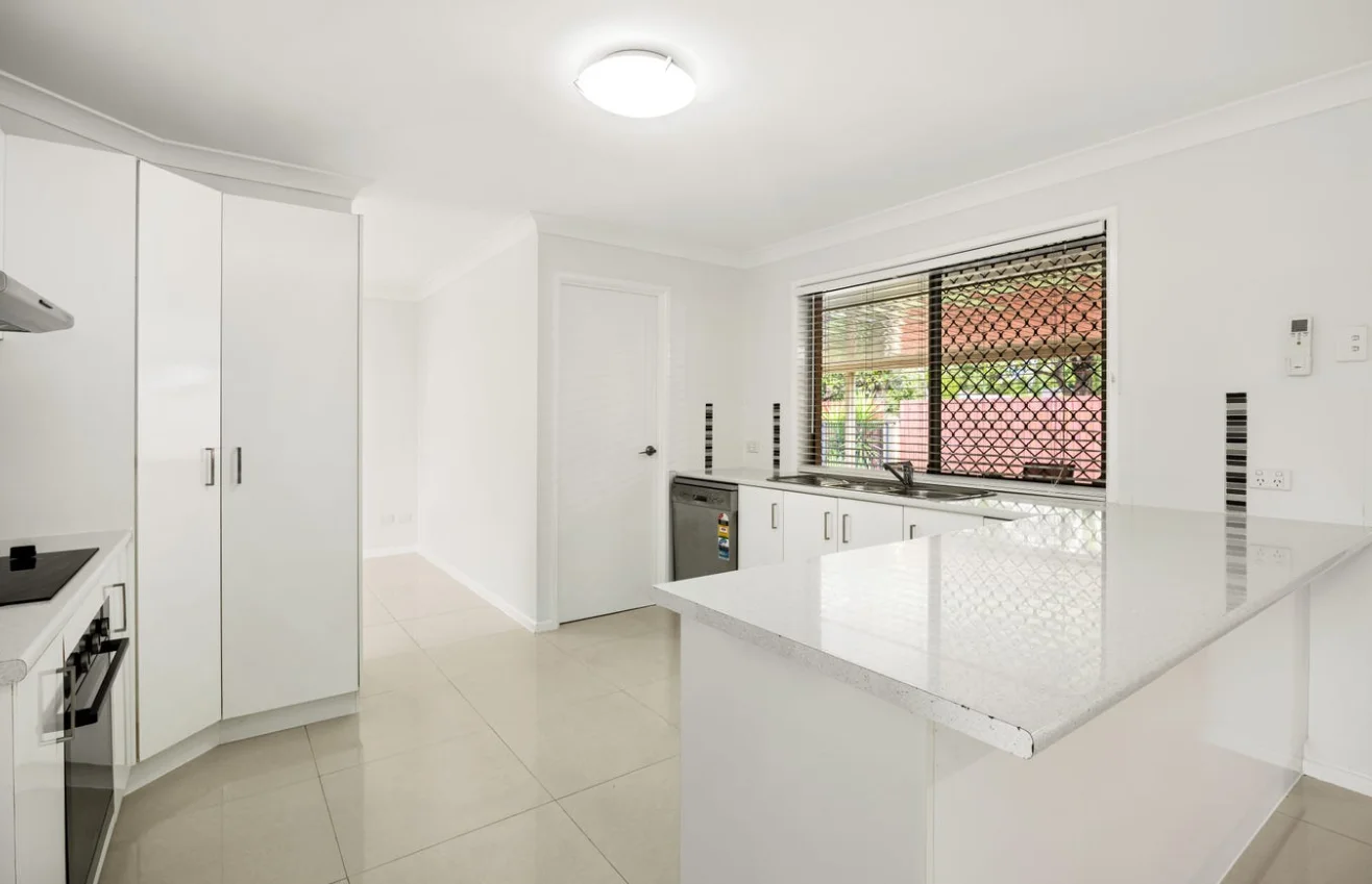 18 Franklin Place, Sippy Downs QLD 4556 photo 4
