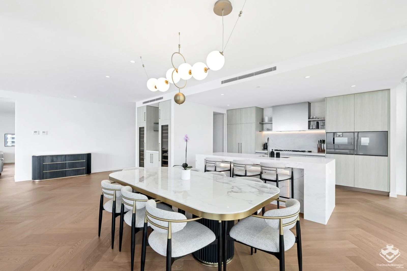Additional image 8 of 16/2 Charles Avenue, Broadbeach QLD 4218