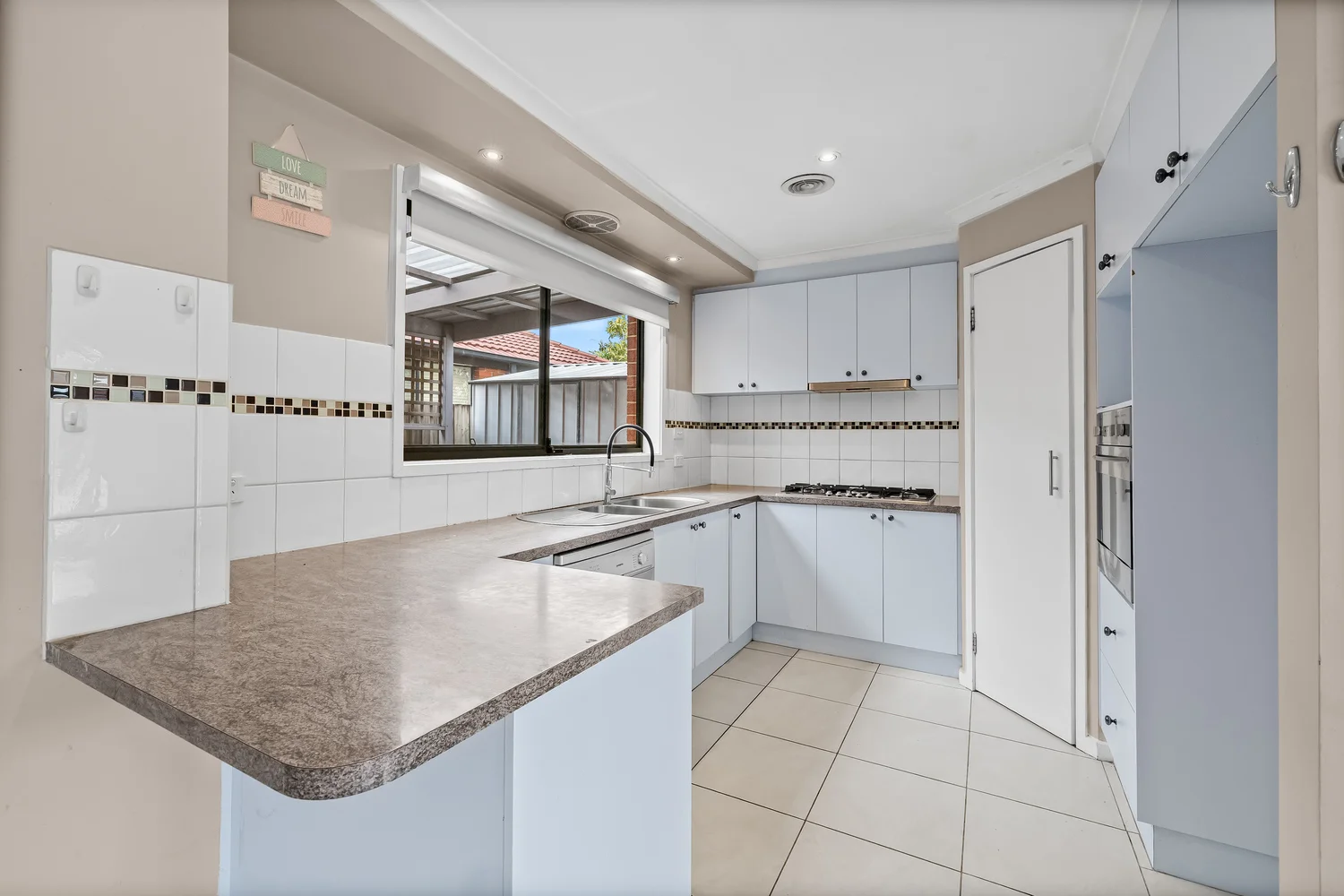 Additional image 5 of 34 Meade Way, Sydenham VIC 3037