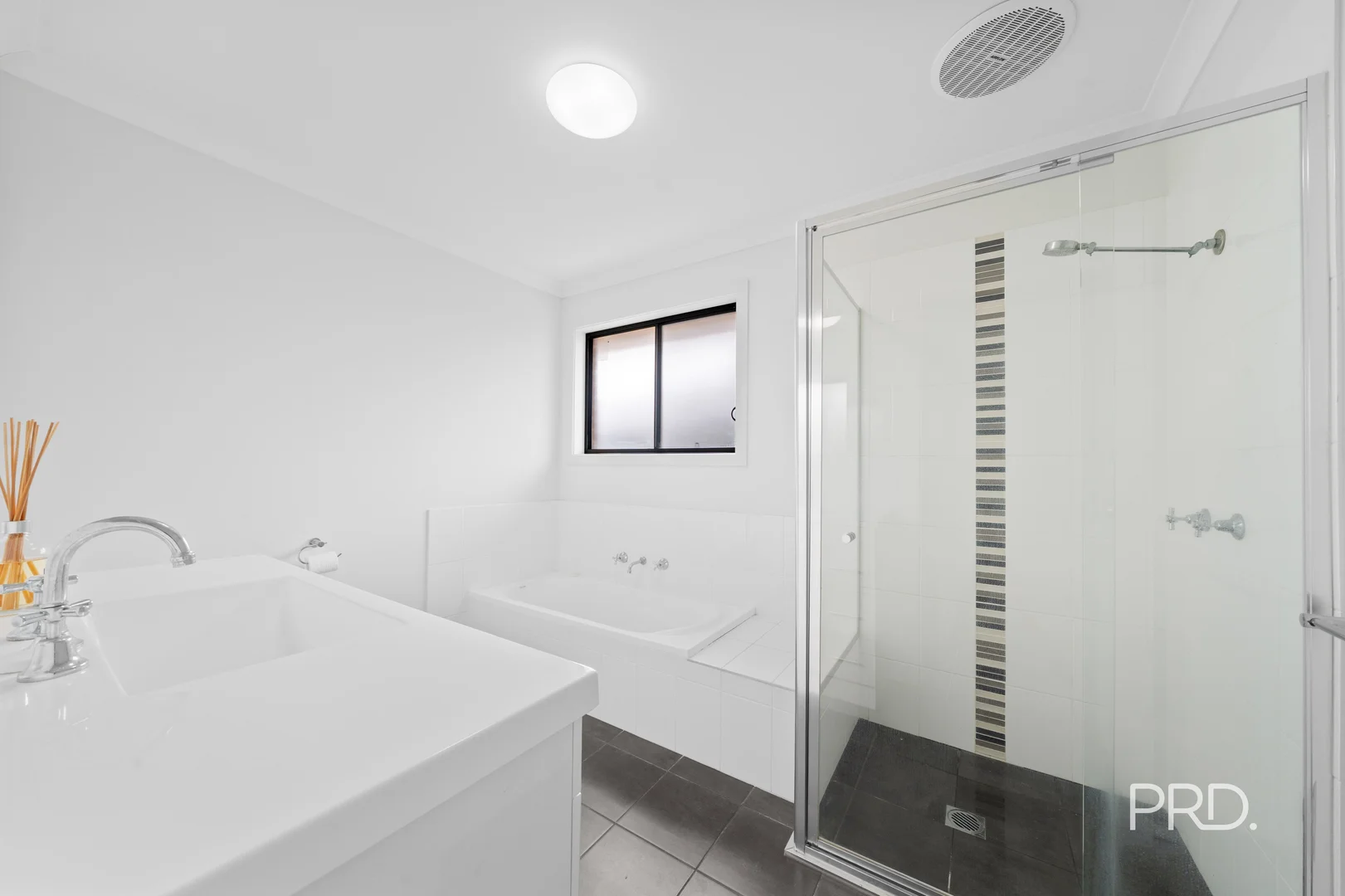 Additional image 8 of 5 Hazelwood Dr, Forest Hill NSW 2651