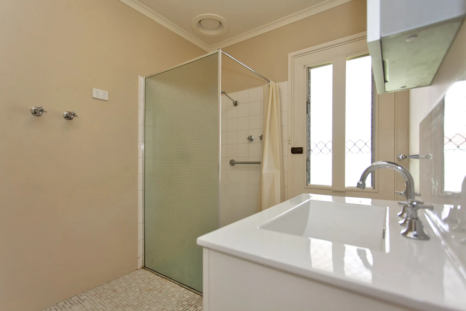 Additional image 5 of 6/622 Griffith Street, Albury NSW 2640