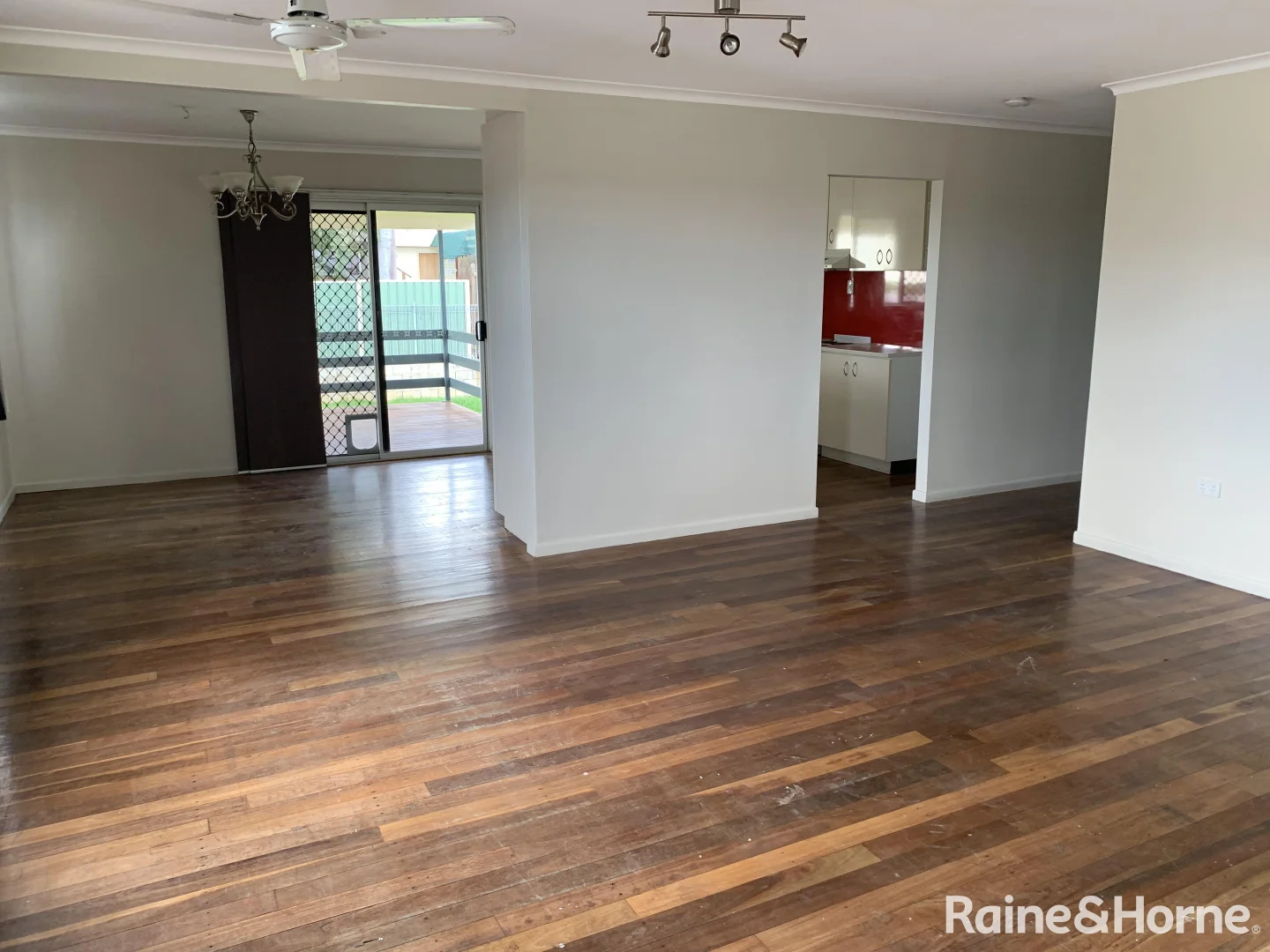 Additional image 4 of 11 Schafer Street, Clinton QLD 4680