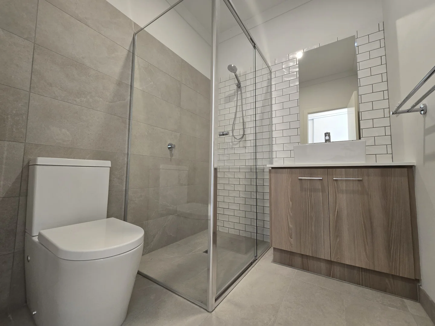 Additional image 3 of 1 Lindisfarne Ave, Croydon VIC 3136